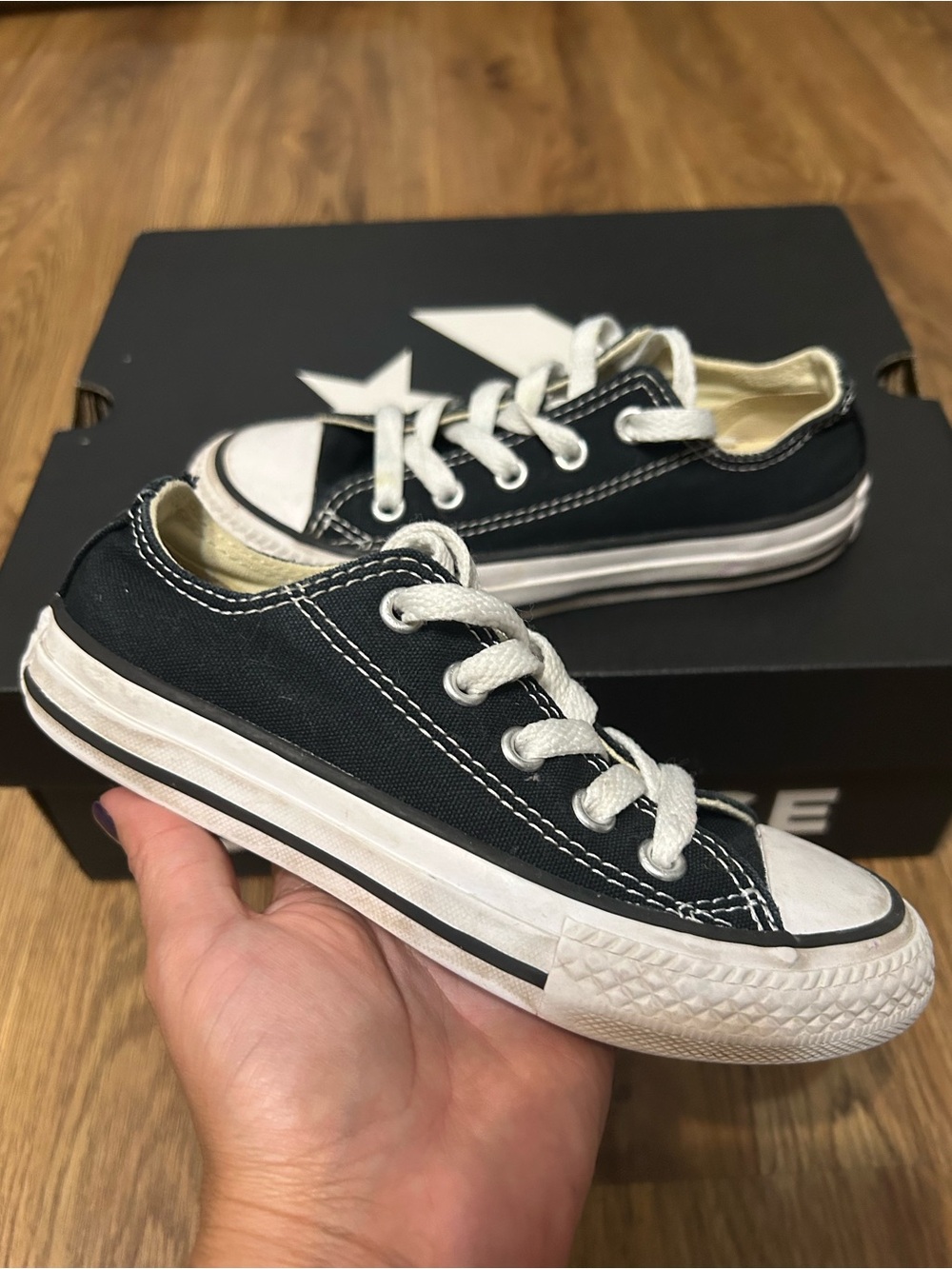 CONVERSE all Star Chuck Taylor black lace up shoes sneakers kids 11 Preowned